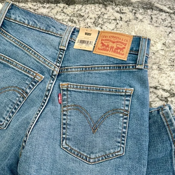 LEVI’S Ribcage Bells Dark 26 x 32 NWT - Picture 4 of 6